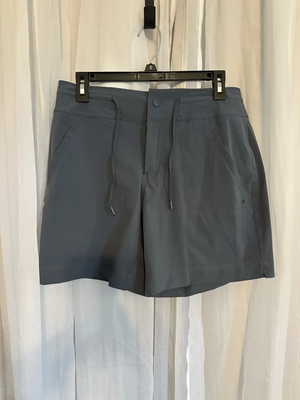 Avia Women’s Gray Pull-On Casual Shorts - Picture 2 of 7